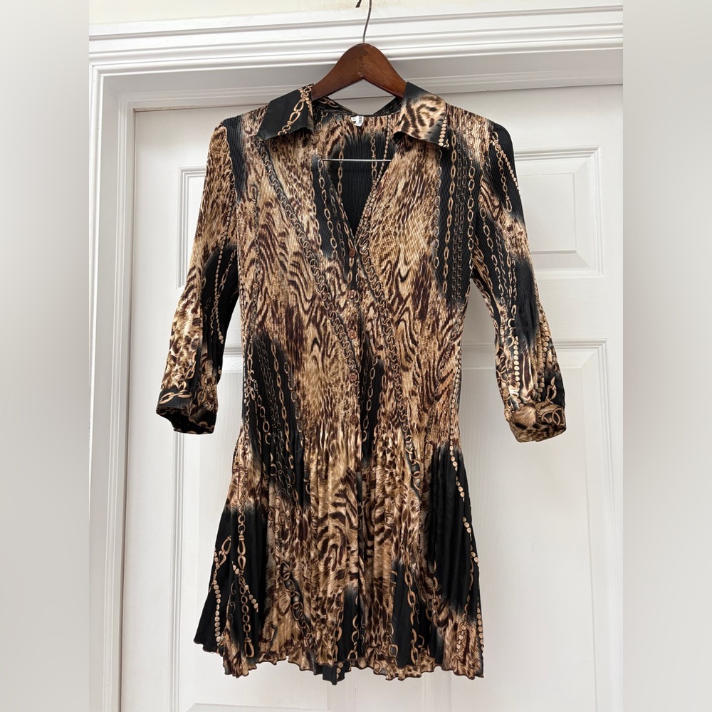 Lindi  Animal Print Long Blouse or short dress size medium